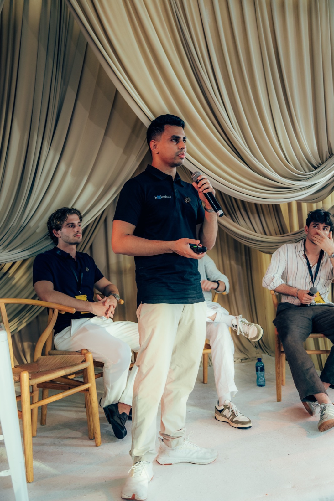 Main stage talk